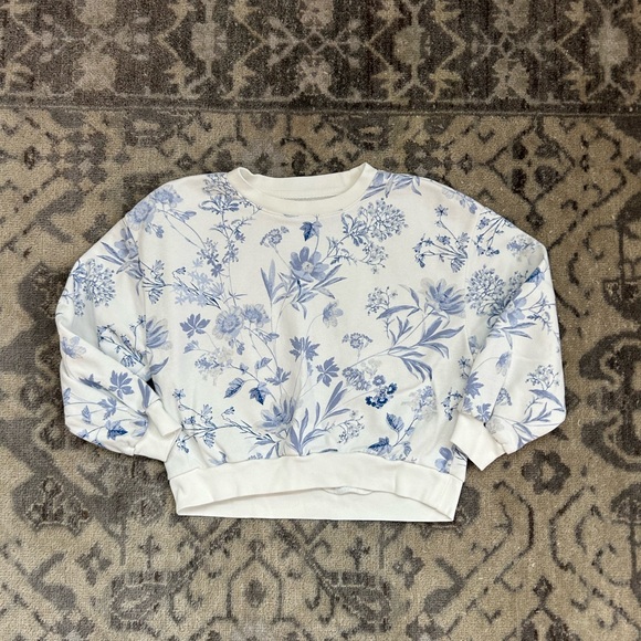 GAP Other - GAP Kids Blue and White Floral Print Cotton Sweatshirt